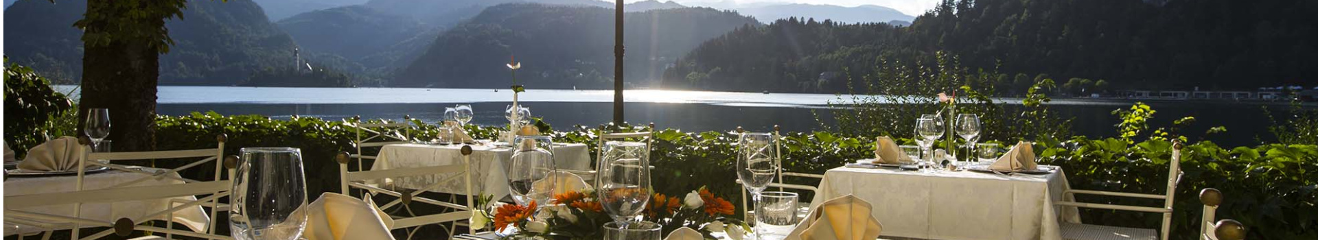 Zunanja terasa Restavracije Julijana.