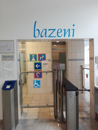 Vhod na notranji bazen