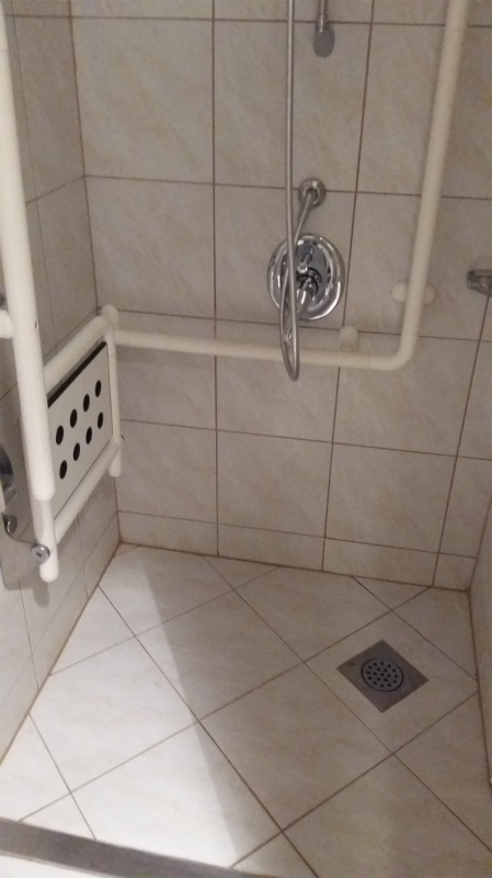 Prilagojena kopalnica