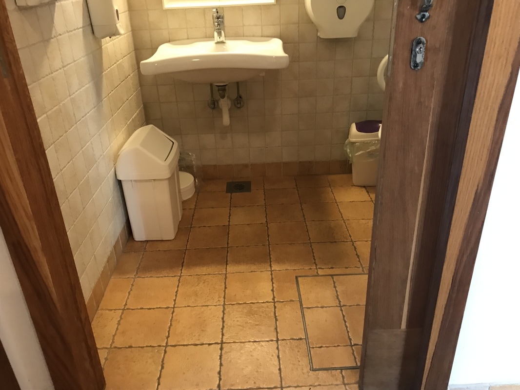 Prilagojene sanitarije